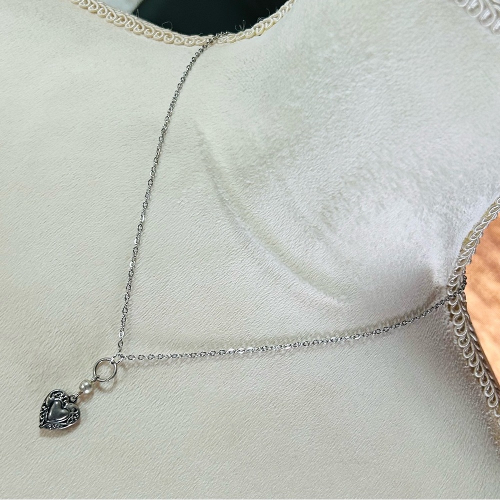 Handcrafted vintage filigree design dual side heart pendant on chain necklace